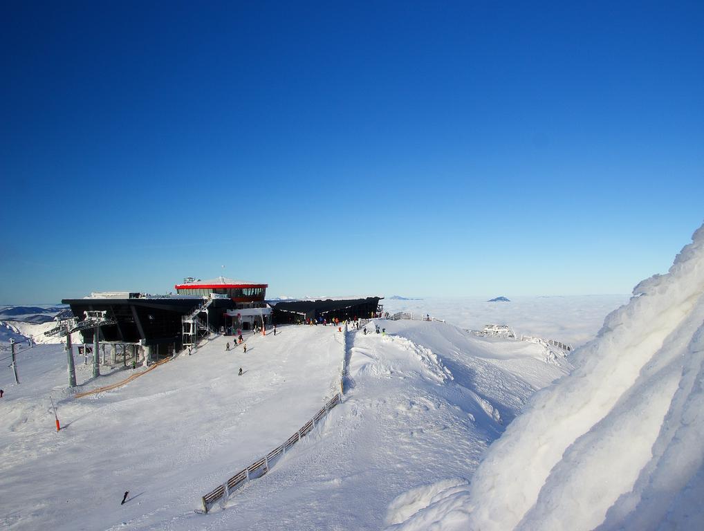 亚斯纳滑雪公寓式酒店 Pavčina Lehota 外观 照片