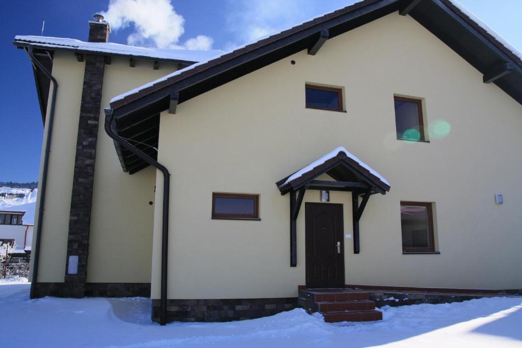 亚斯纳滑雪公寓式酒店 Pavčina Lehota 外观 照片