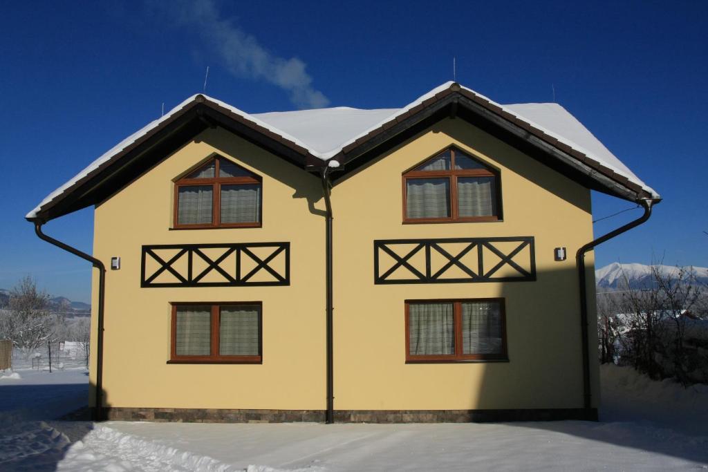 亚斯纳滑雪公寓式酒店 Pavčina Lehota 外观 照片
